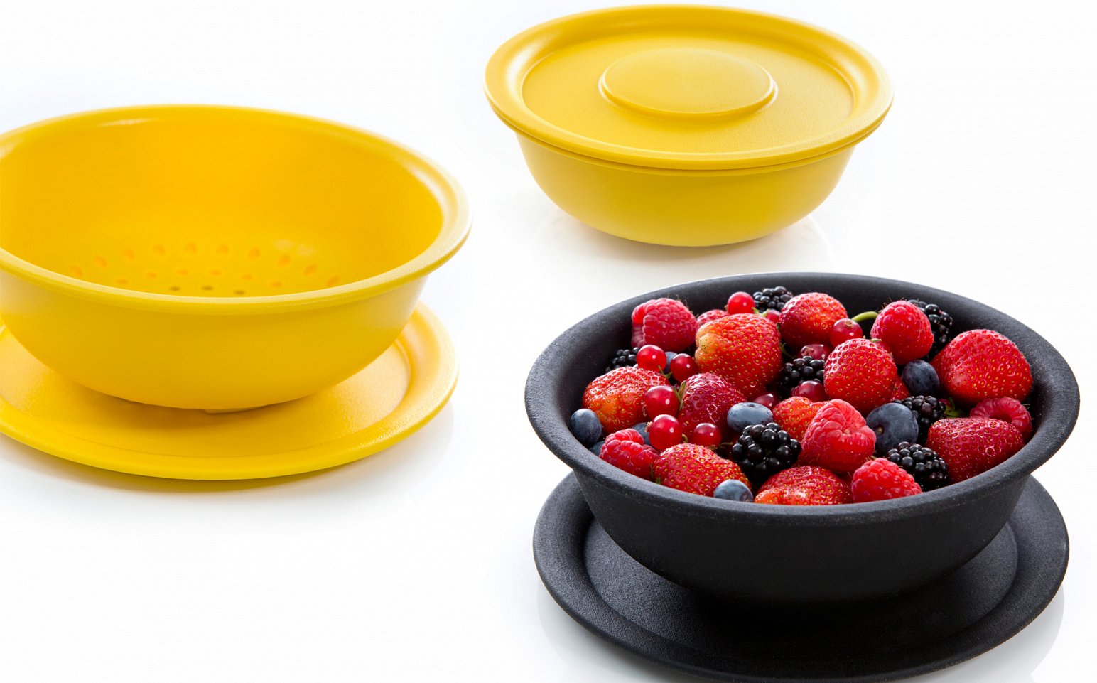 Fresh Berry Bowls Work Ineke Hans Studio fresh-berry-bowls-work-ineke-hans-studio